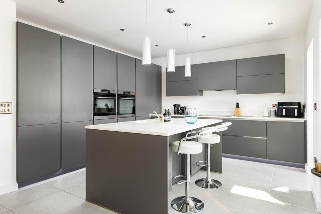 Additional image 6 of Wellsway, Bath, BA2