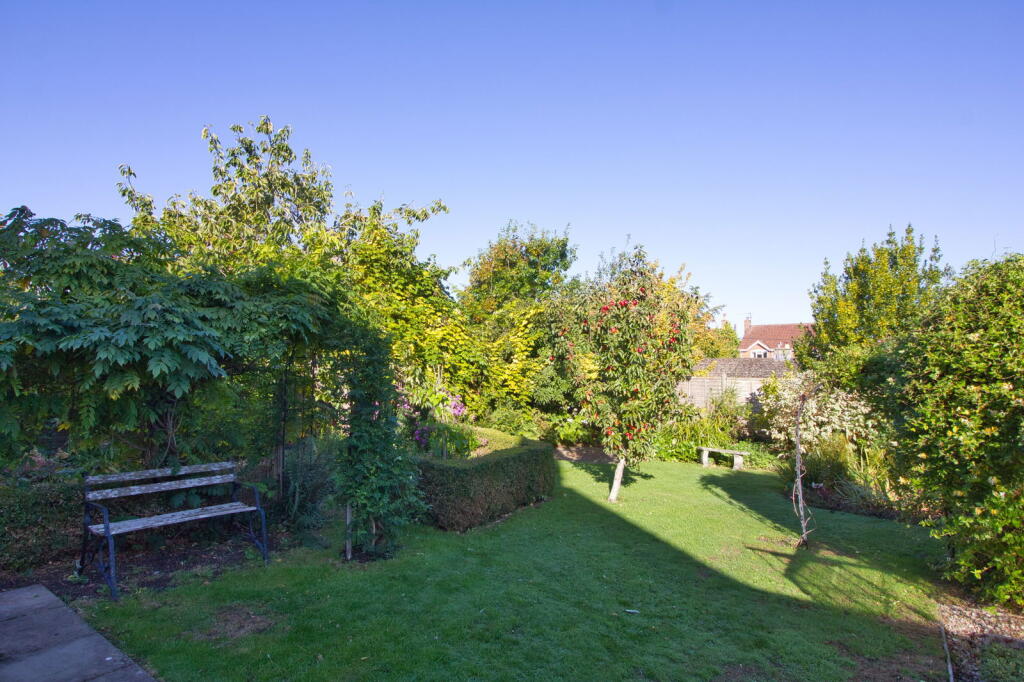 Additional image 16 of Great Hinton, Wiltshire, BA14 6BT