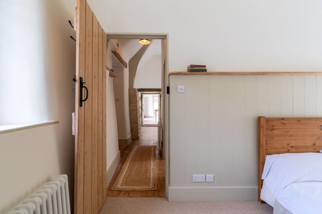 Additional image 19 of Innox Lane, Upper Swainswick, BA1