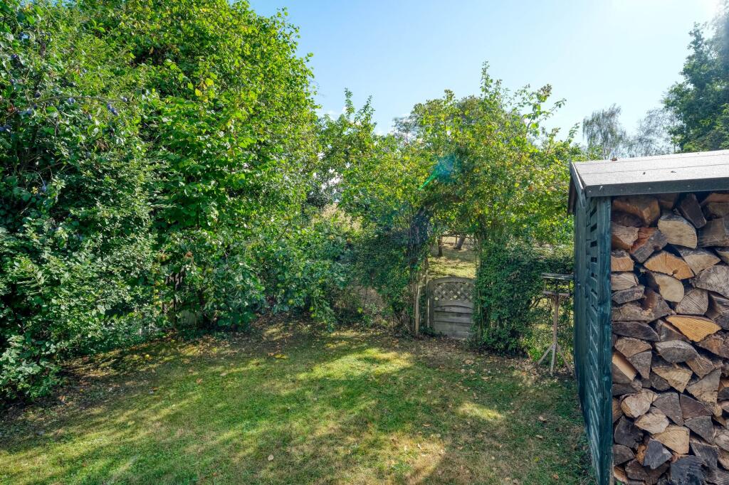 Additional image 23 of Weavers Hill, Hunt End, B97