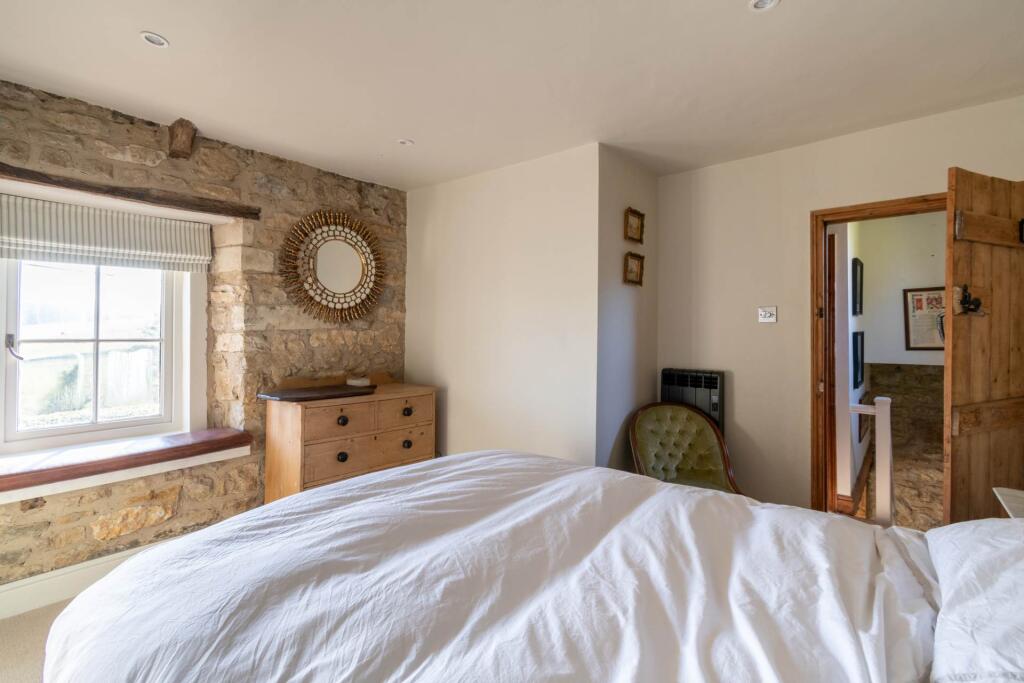 Additional image 11 of Willow Tree Cottage, Shoscombe