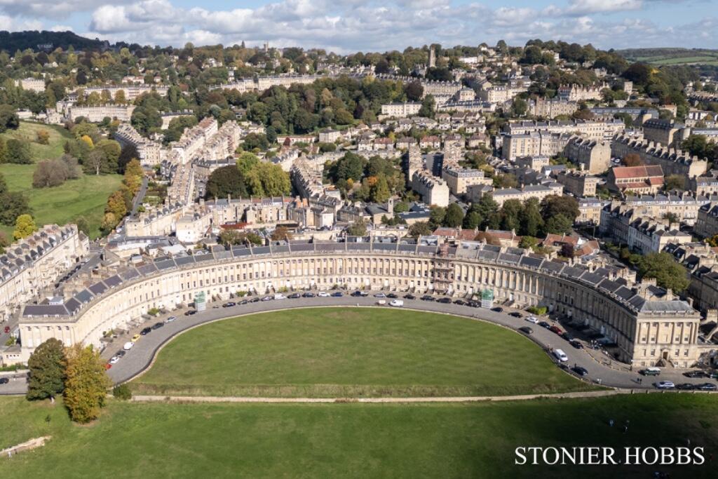 Additional image 28 of The Garden apartment, 17 Royal Crescent, Bath, Somerset, BA1