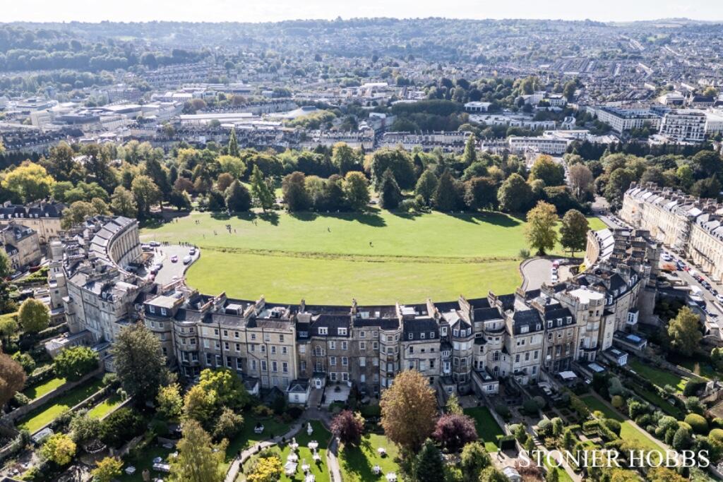 Additional image 27 of The Garden apartment, 17 Royal Crescent, Bath, Somerset, BA1
