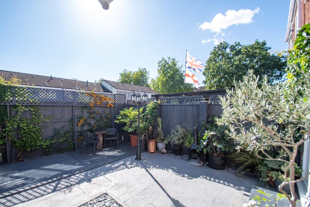 Additional image 17 of Lassington Close, Redditch, Worcestershire, B98