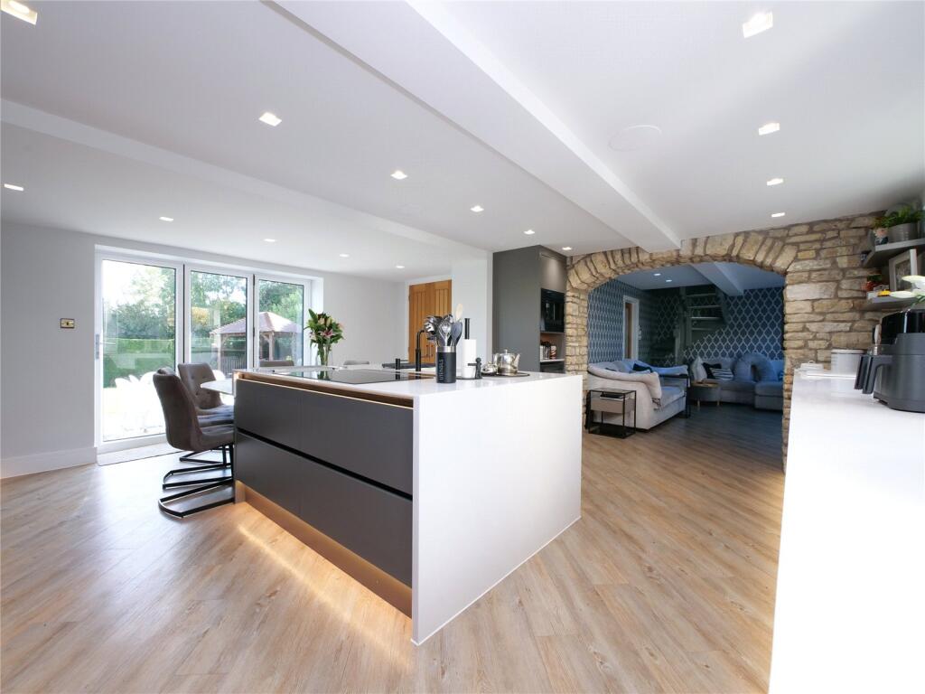 Additional image 6 of Five bedroom private residence, Farmborough