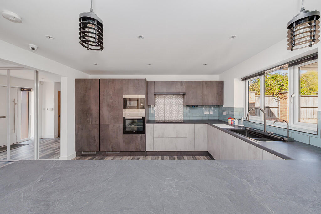 Additional image 8 of Amazon Way, Westbury