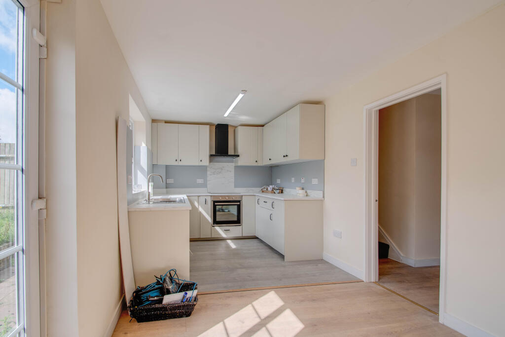 Additional image 10 of Edgmond Close, Redditch, Worcestershire, B98