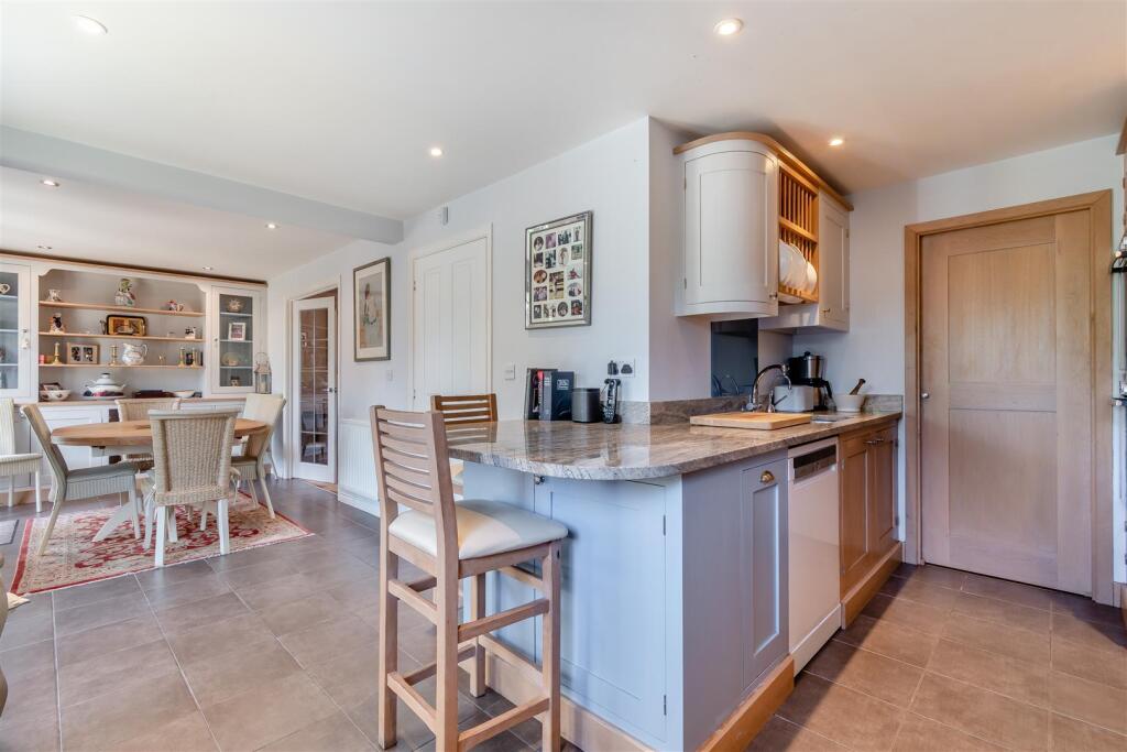 Additional image 26 of Market Way, Henley-In-Arden, B95