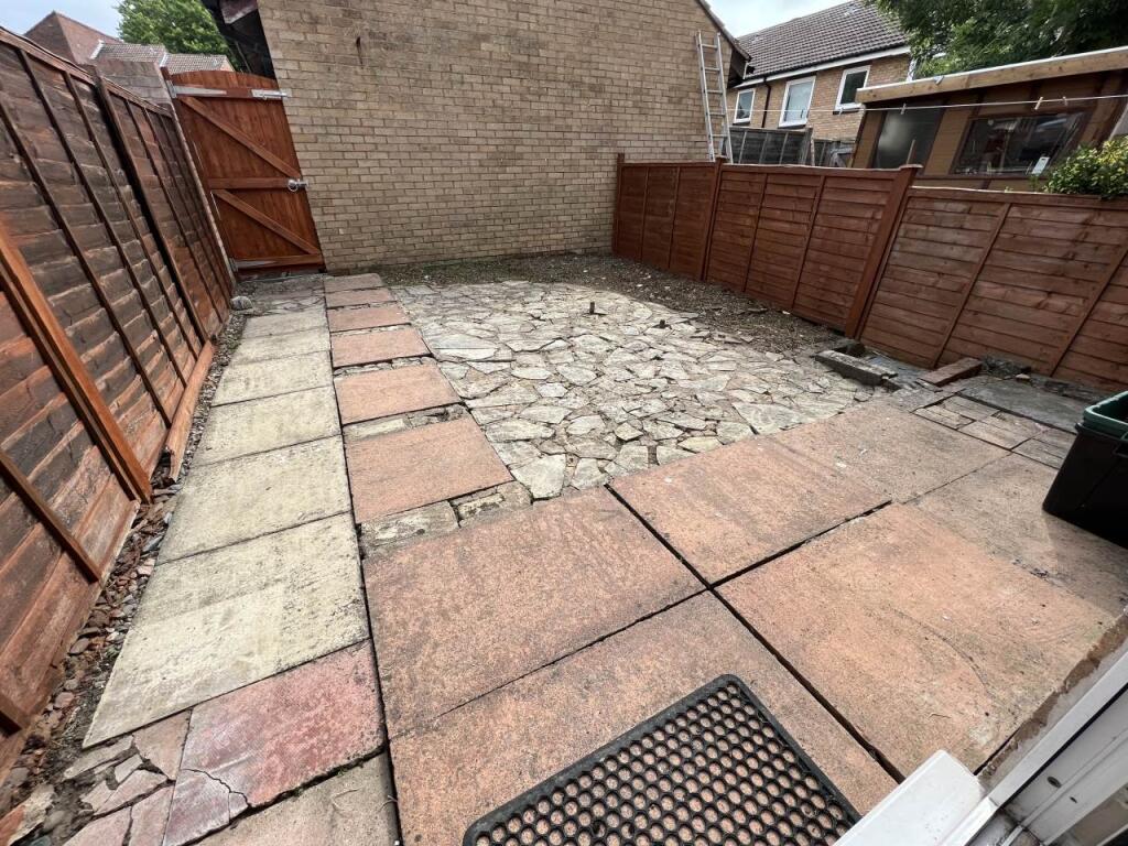 Additional image 10 of Aspen Close, Frome, Somerset