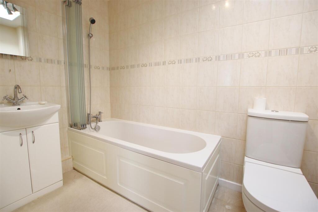 Additional image 20 of The Pastures, Lower Westwood, Bradford-On-Avon