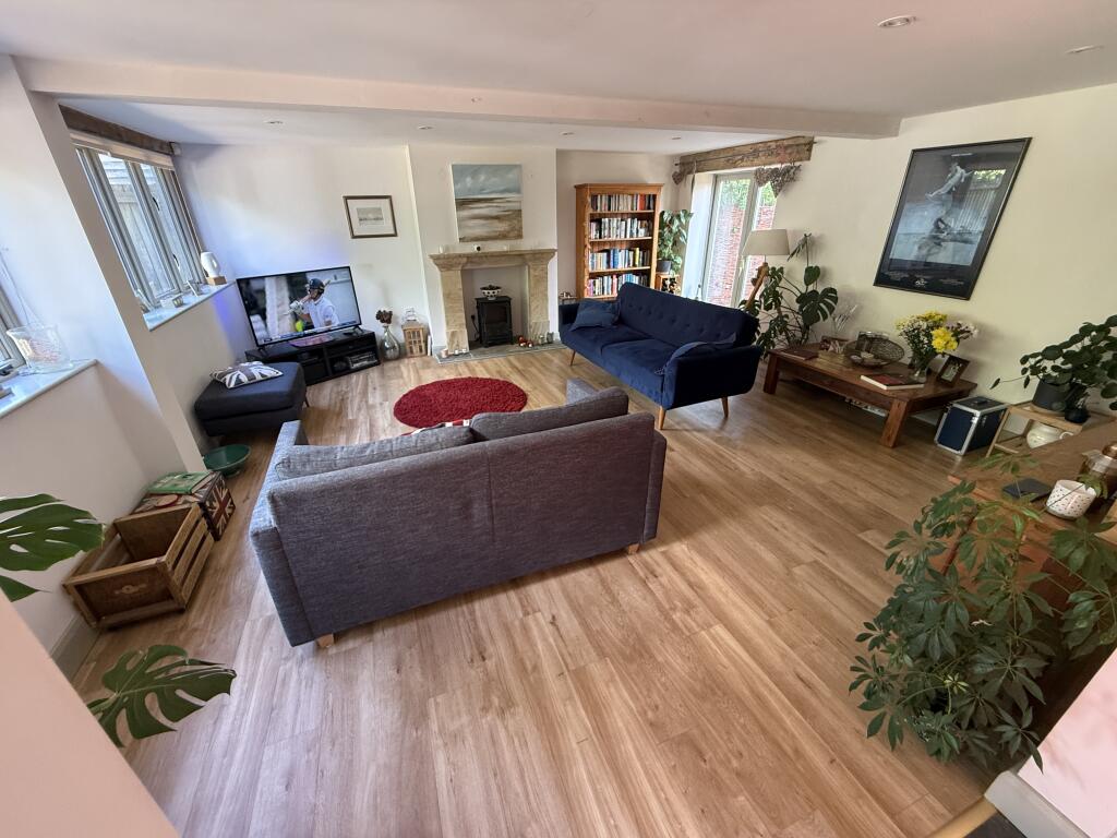 Additional image 4 of Knook