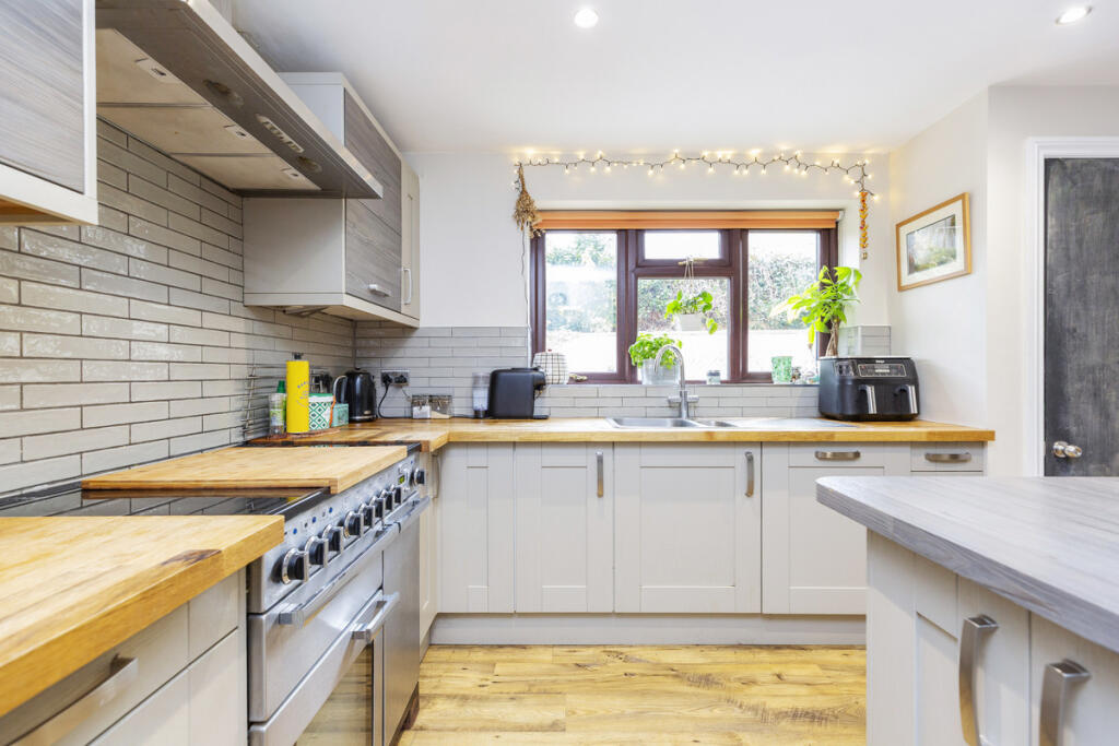 Additional image 7 of Quaperlake Street, Bruton, BA10