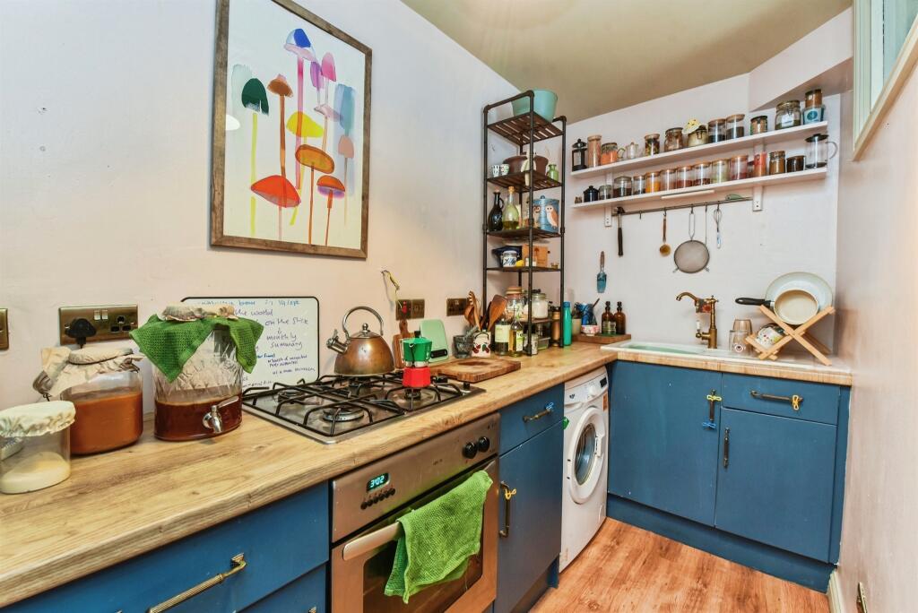 Additional image 18 of Catherine Street, FROME