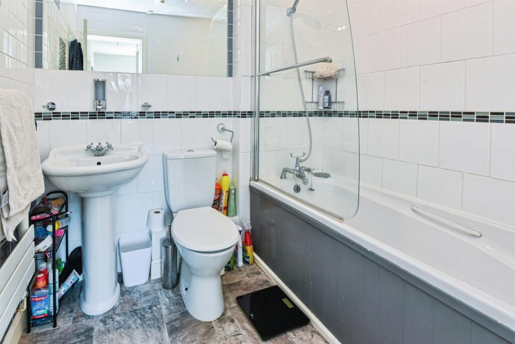 Additional image 12 of Cleveland Way, WESTBURY