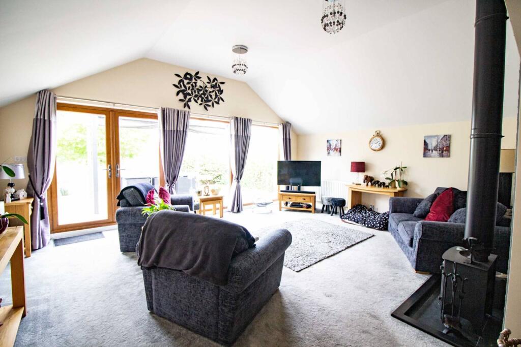 Additional image 5 of Nr Corsley