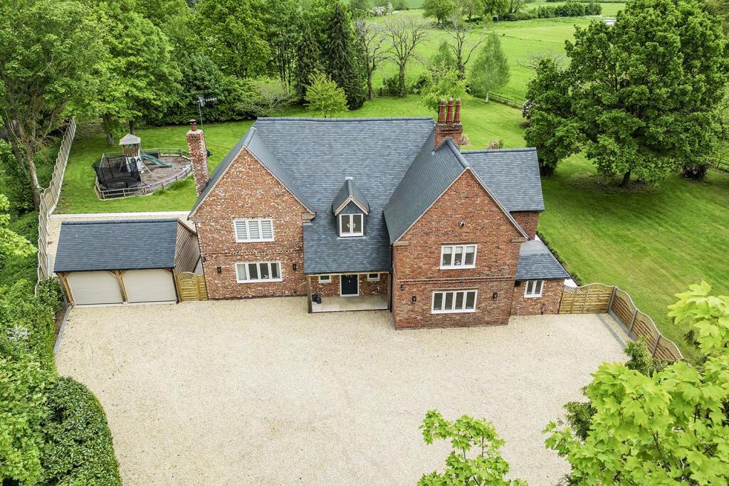 Additional image 22 of Stratford Road, Henley in Arden