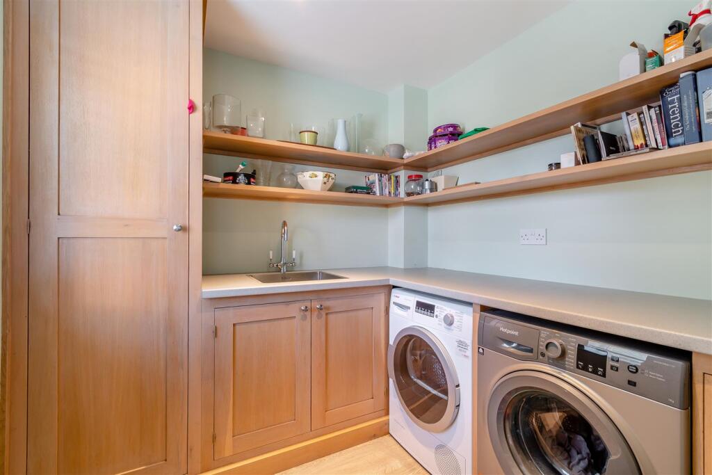 Additional image 4 of Market Way, Henley-In-Arden, B95