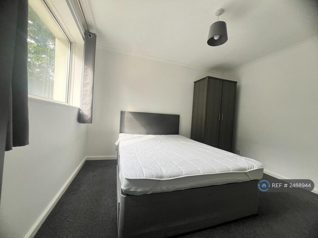 Primary image of Longdon Close, Redditch, B98