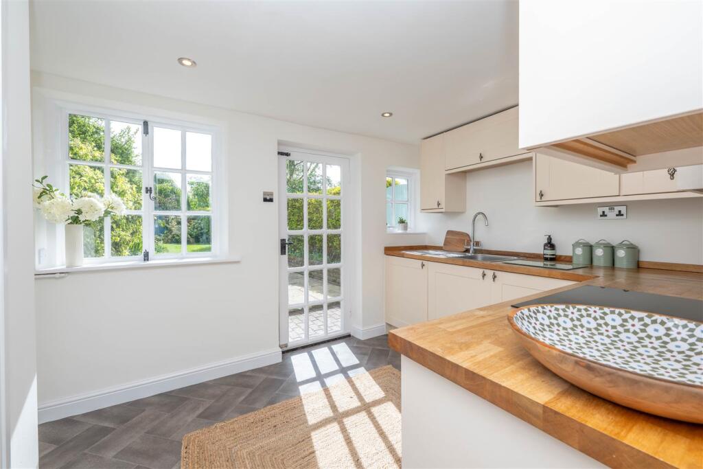 Additional image 6 of High Street, Henley-In-Arden