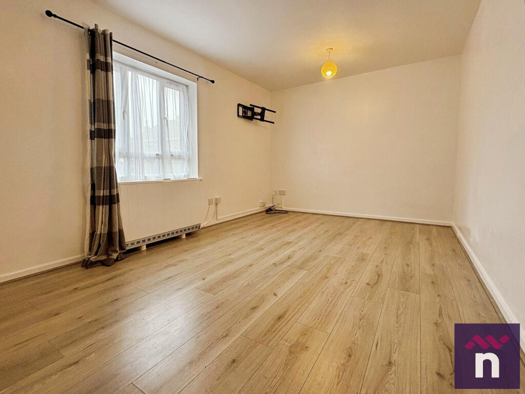 Additional image 2 of Buttons Yard, Warminster, BA12