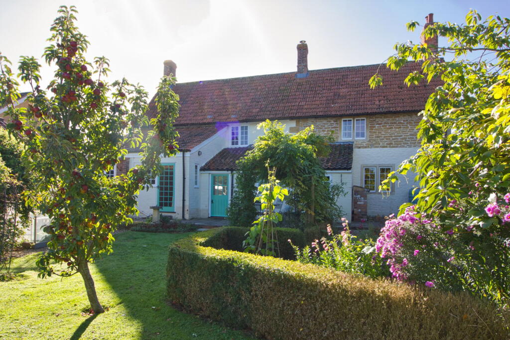 Additional image 21 of Great Hinton, Wiltshire, BA14 6BT