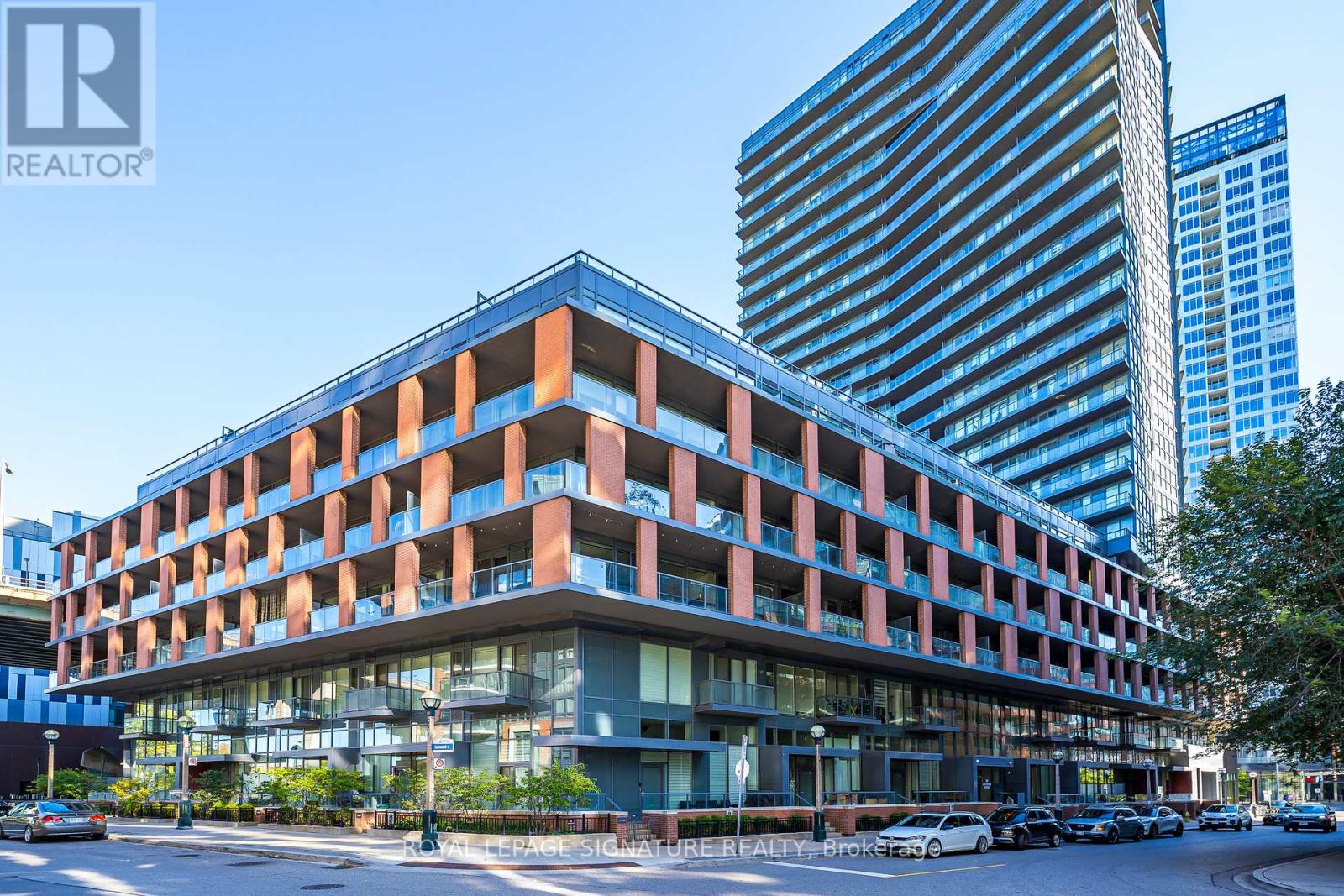 Property image for TH05 - 20 BRUYERES MEWS|Toronto (Waterfront Communities), Ontario M5V0G8