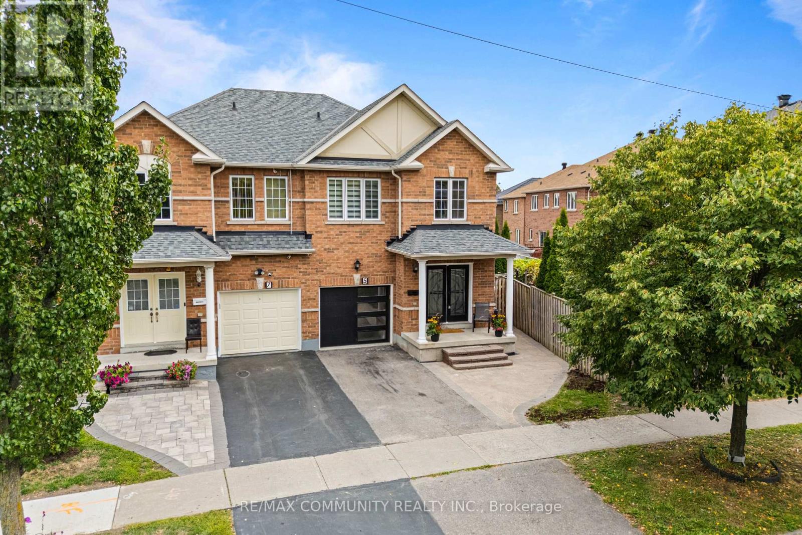 Property image for 5 WHITE HEATHER BOULEVARD|Toronto (Agincourt North), Ontario M1V0A6