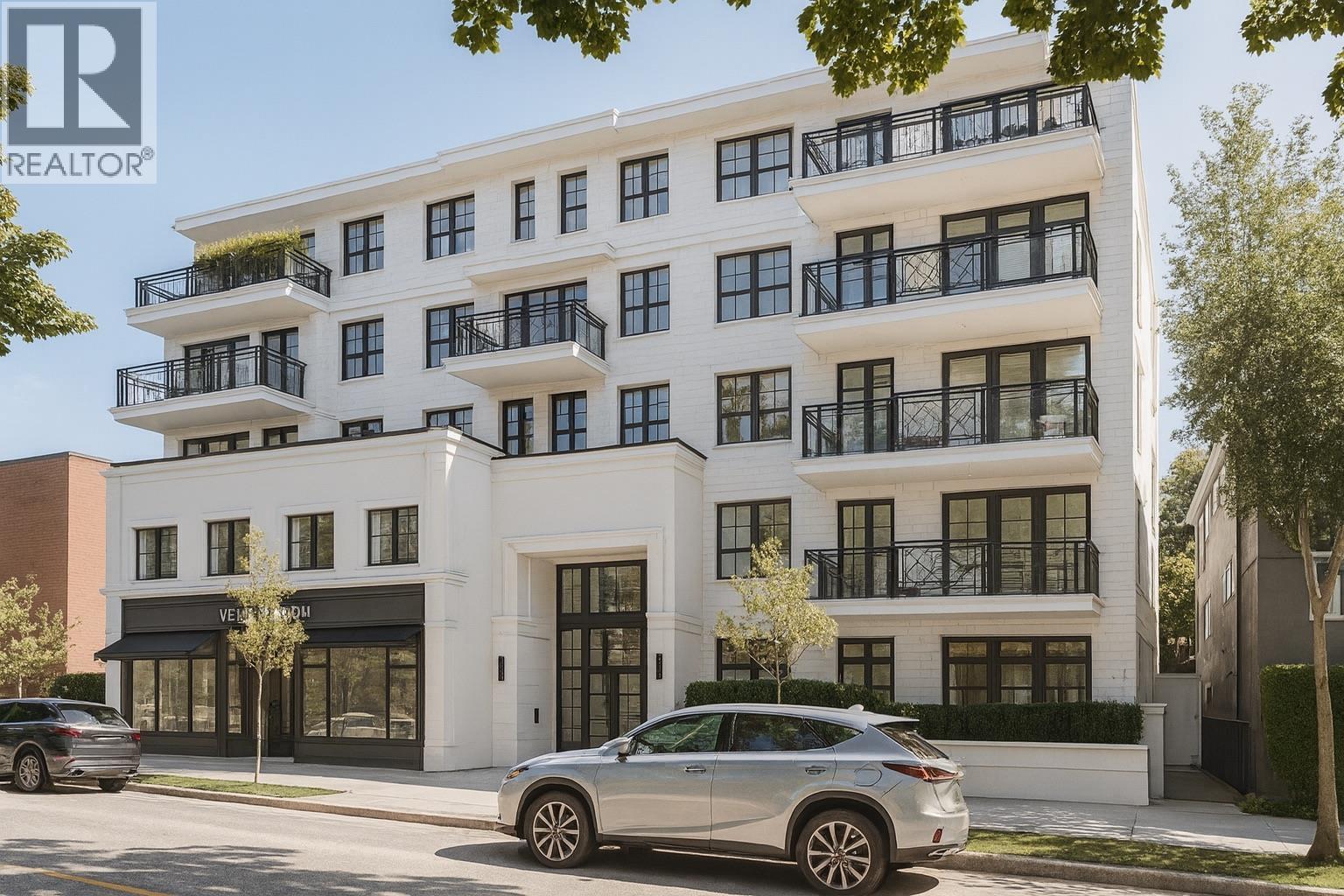 6168 EAST BOULEVARD|Vancouver, British Columbia V6M3V6