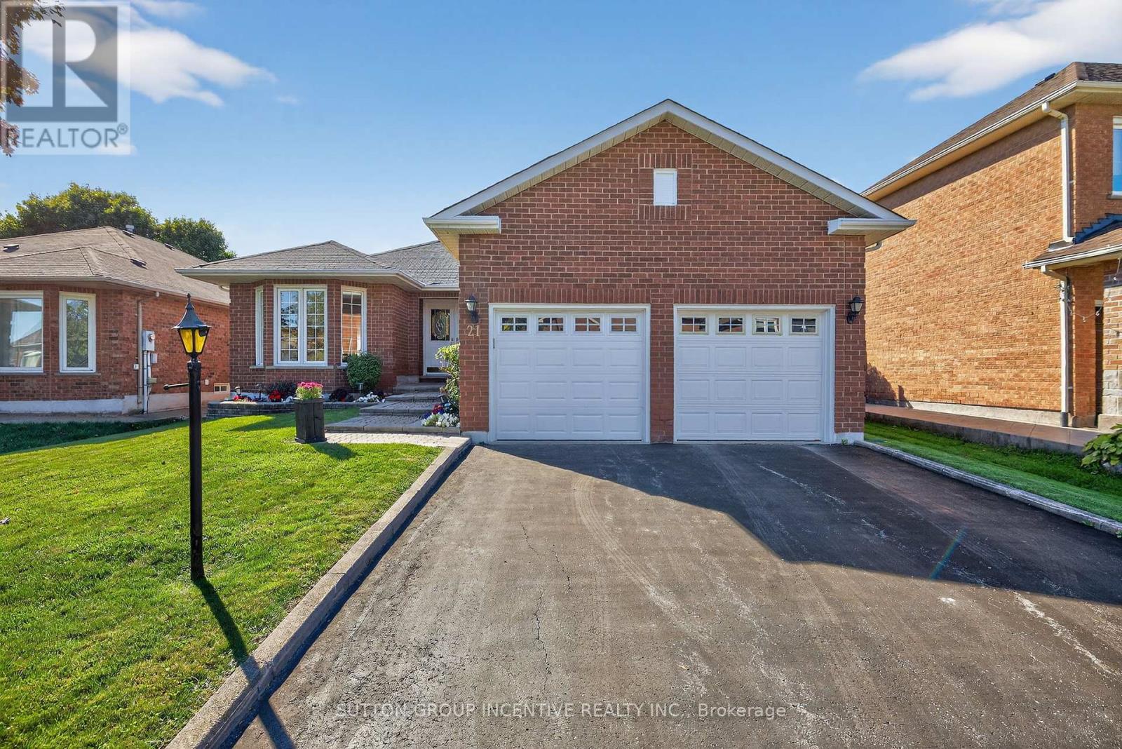 Property image for 21 HARTFORD TRAIL|Brampton (Fletcher's Creek South), Ontario L6W4K2