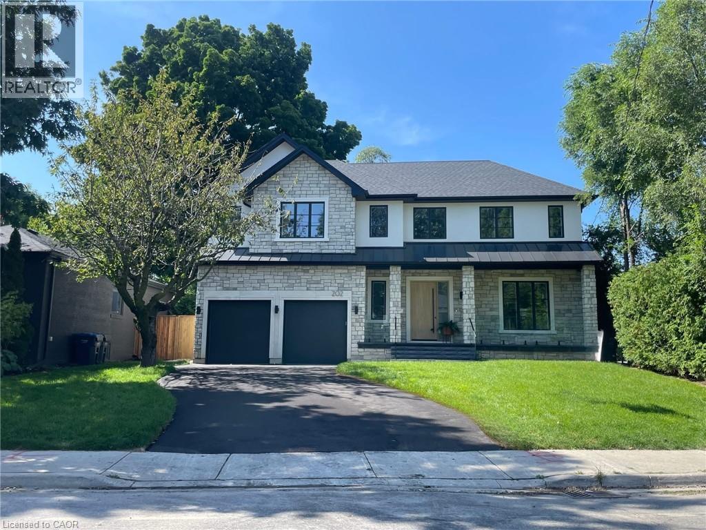 202 QUEEN Street W|Mississauga, Ontario L5H1L6