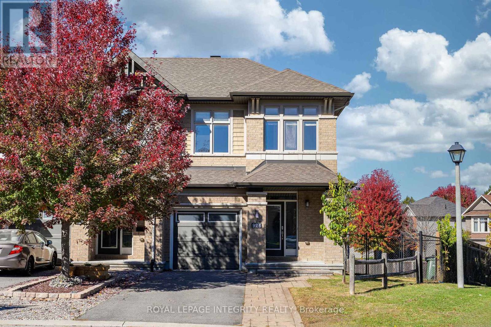 Property image for 924 FLETCHER CIRCLE|Ottawa, Ontario K2T0B7