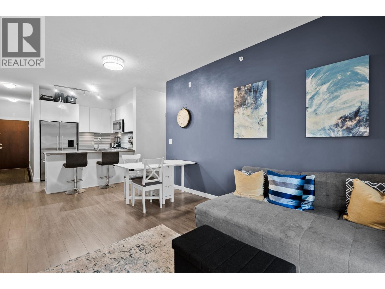 503 3168 RIVERWALK AVENUE|Vancouver, British Columbia V5S0B8