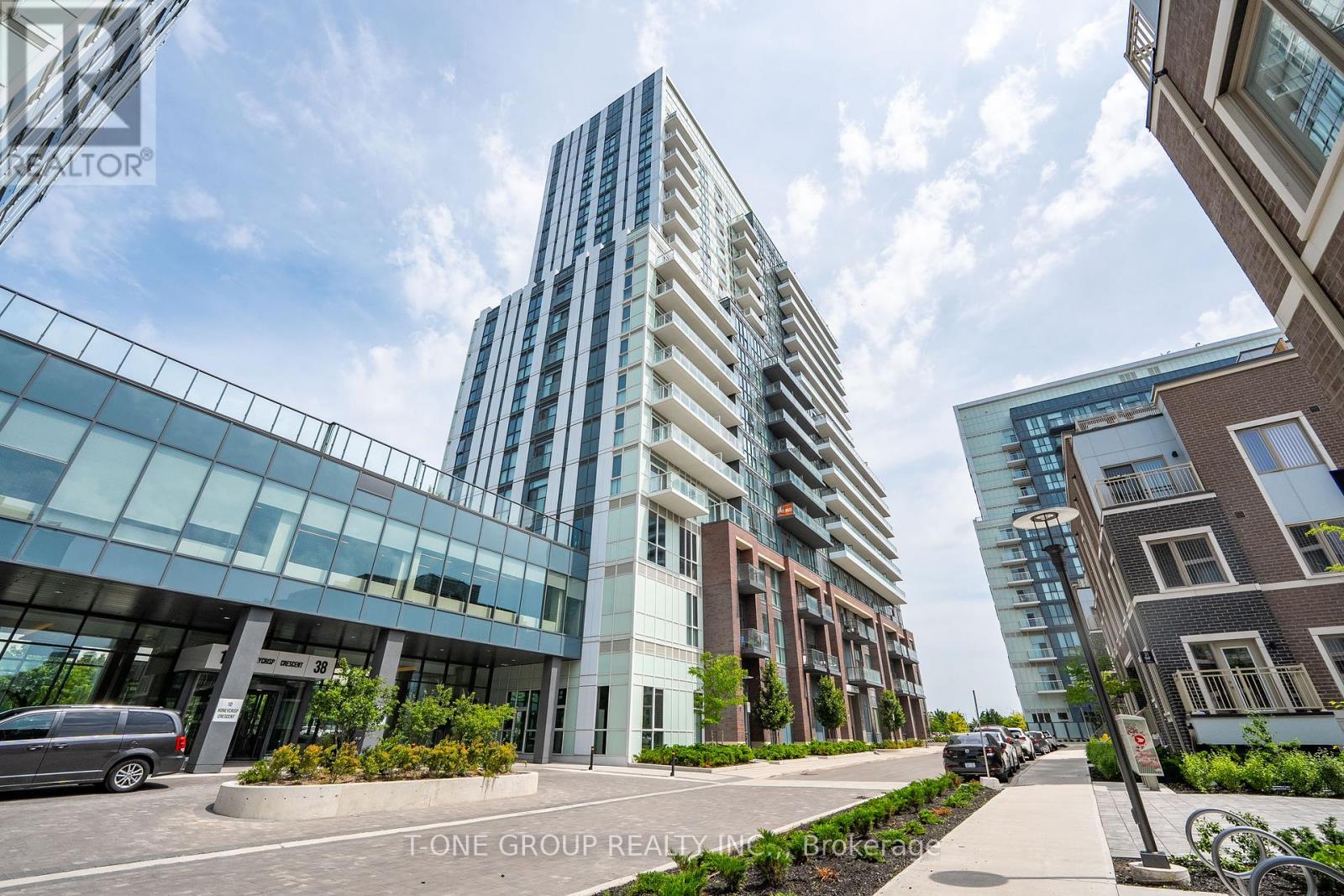 921 - 38 HONEYCRISP CRESCENT|Vaughan (Vaughan Corporate Centre), Ontario L4K0M8