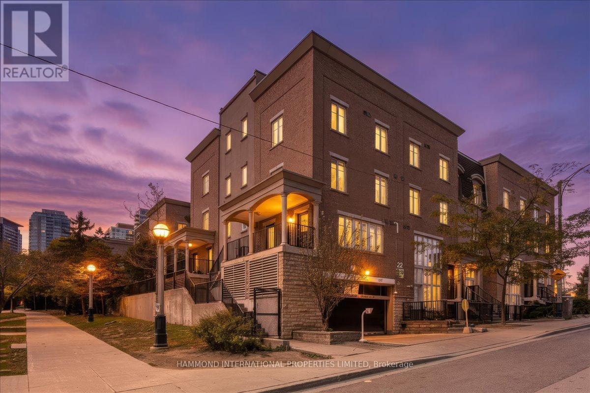 111 - 22 WESTERN BATTERY ROAD|Toronto (Niagara), Ontario M6K3N9