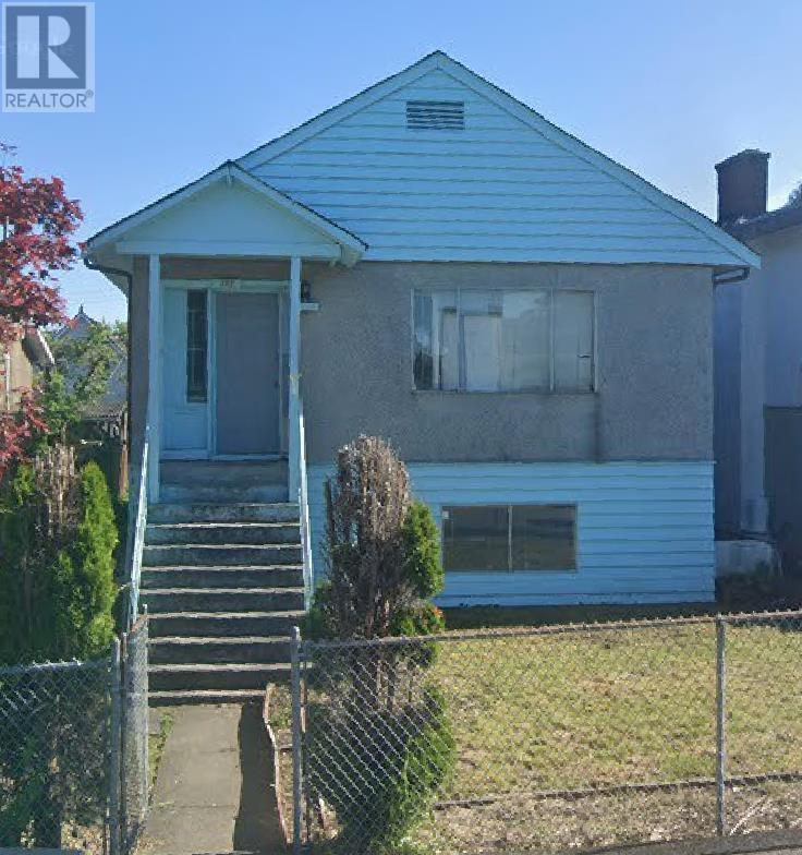 772 E 37TH AVENUE|Vancouver, British Columbia V5W1G1