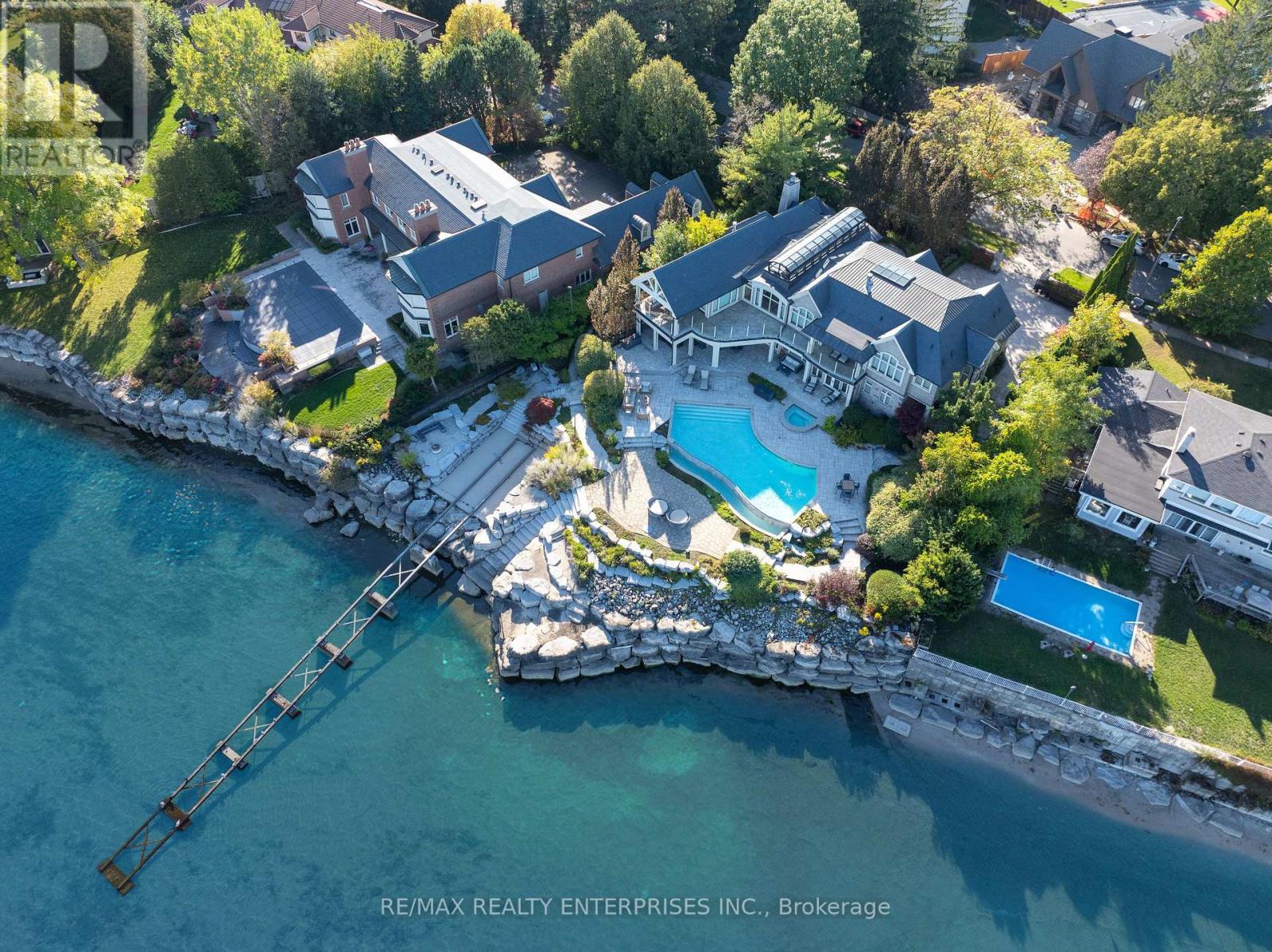 Property image for 1500 WATERSEDGE ROAD|Mississauga (Clarkson), Ontario L5J1A4