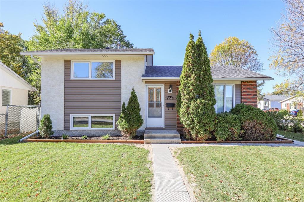 722 isbister Street|Winnipeg, Manitoba R2Y1R1