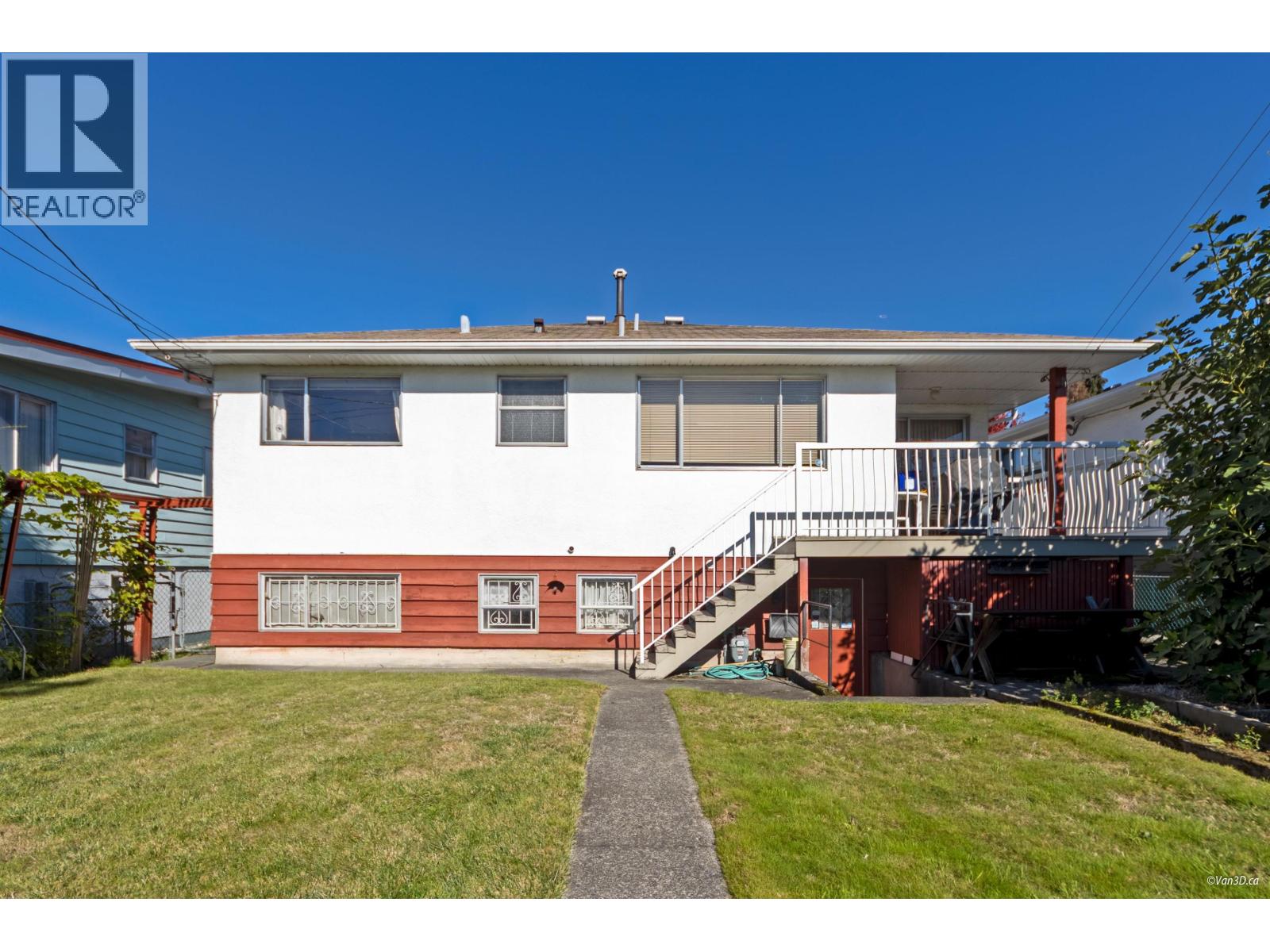 2716 E 49TH AVENUE|Vancouver, British Columbia V5S1K1