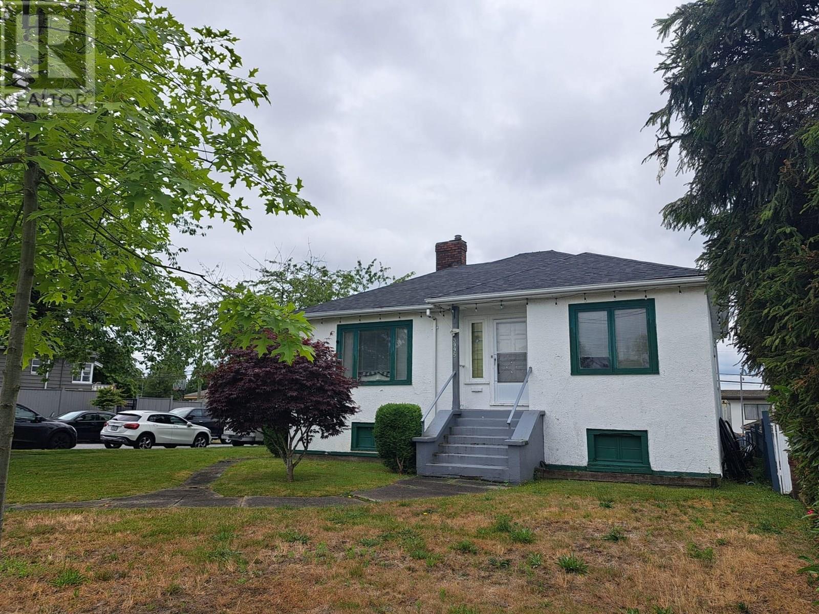 3995 SLOCAN STREET|Vancouver, British Columbia V5R1Y7