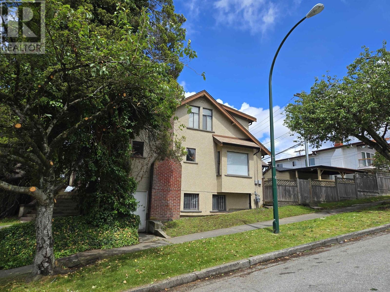 Property image for 4390 NANAIMO STREET|Vancouver, British Columbia V5N5J1