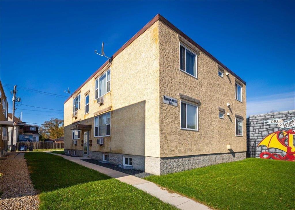 3 521 Osborne Street|Winnipeg, Manitoba R3L2A9