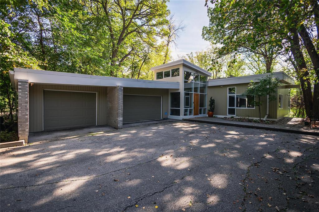 544 South Drive|Winnipeg, Manitoba R3T0B1