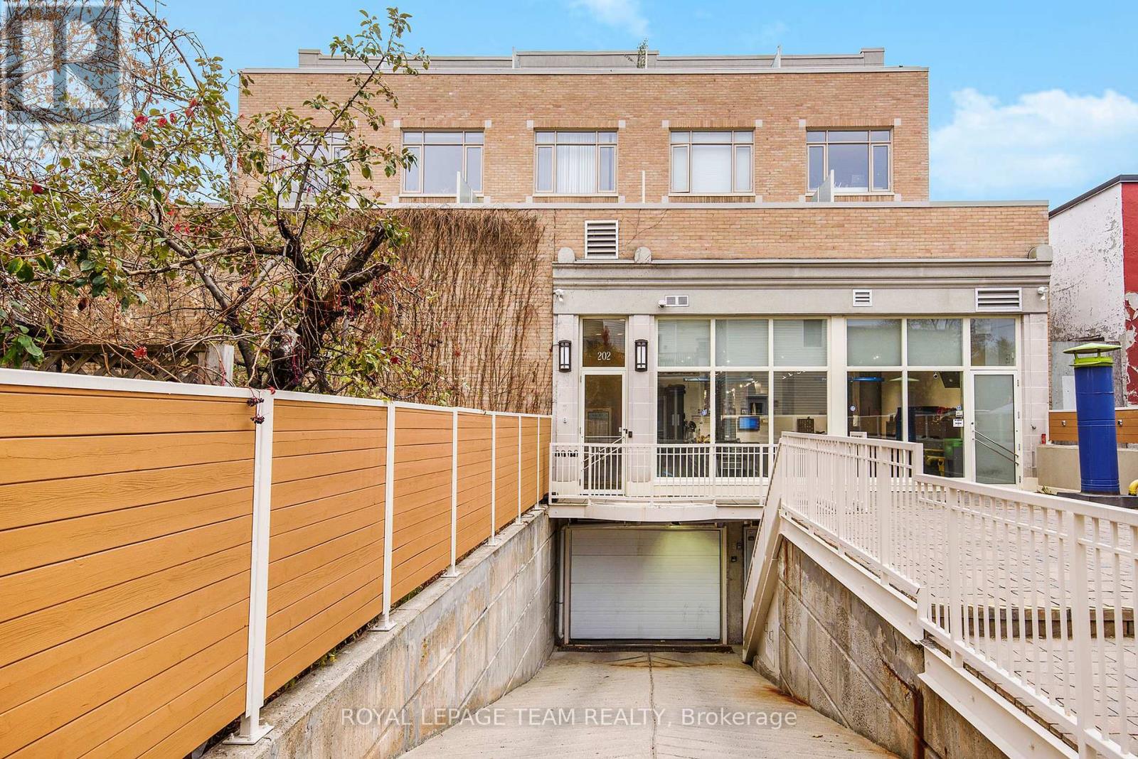 19 - 202 ST PATRICK STREET|Ottawa, Ontario K1N5K3