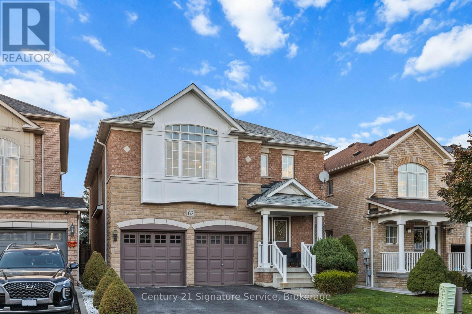 Property image for 62 PENBRIDGE CIRCLE|Brampton (Fletcher's Meadow), Ontario L7A2P9