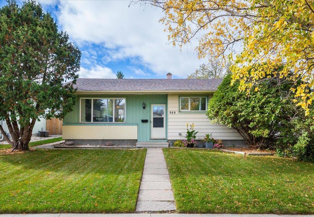 980 Cavalier Drive|Winnipeg, Manitoba R2Y1E1
