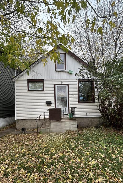 Property image for 1570 Ross Avenue|Winnipeg, Manitoba R3E1E3