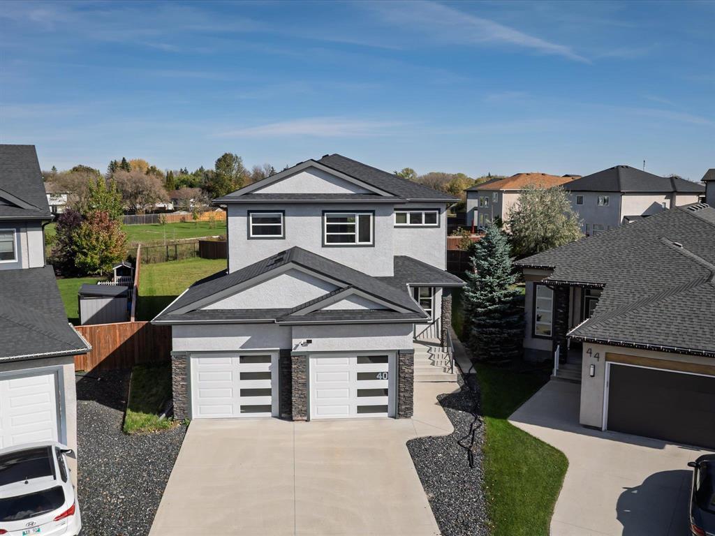 40 Kelly Place|Winnipeg, Manitoba R3R2V6
