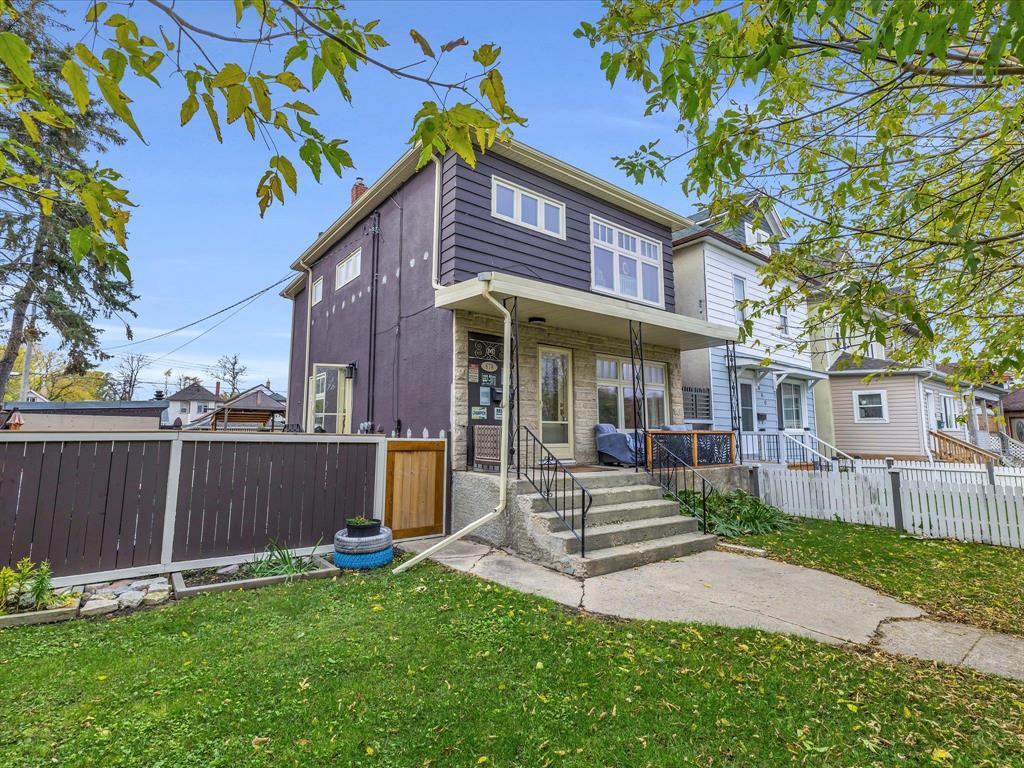 Property image for 678 Mountain Avenue|Winnipeg, Manitoba R2W1L3