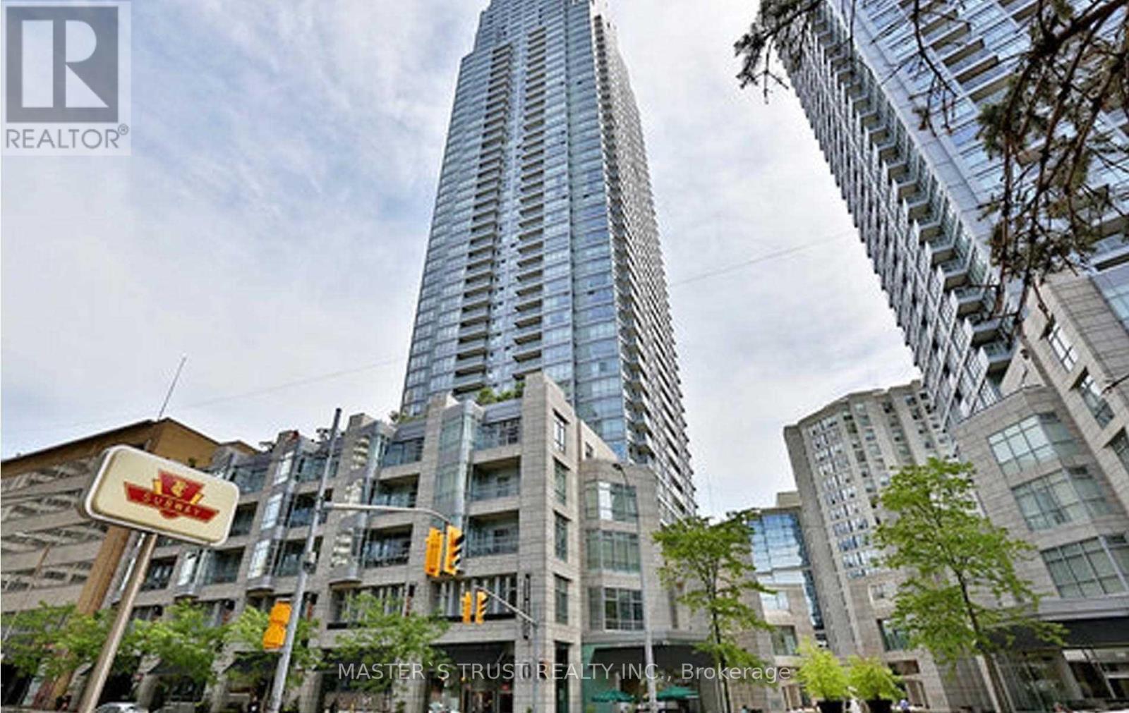4312 - 2191 YONGE STREET|Toronto (Mount Pleasant East), Ontario M4S3H8