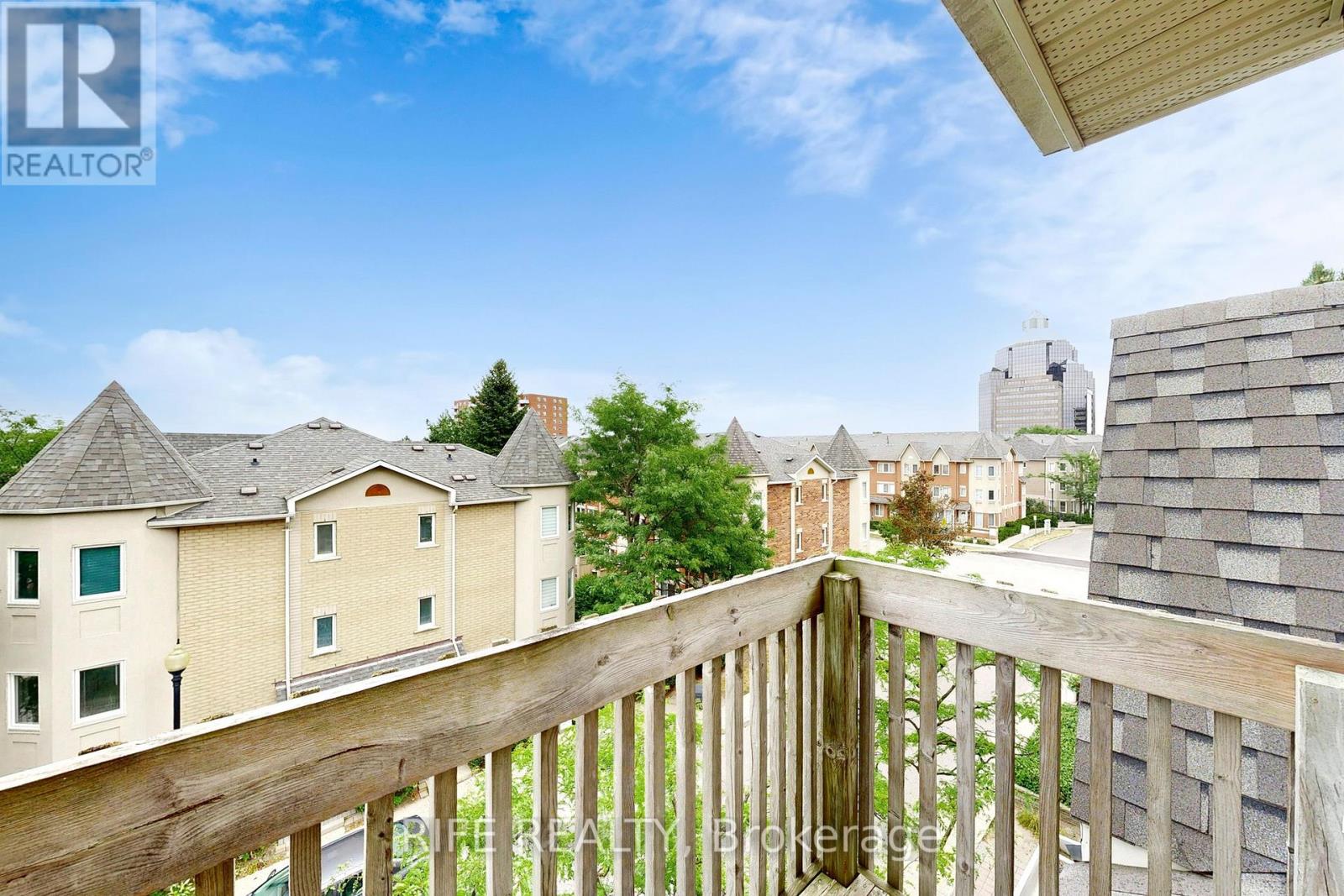 Property image for 703 - 28 ROSEBANK DRIVE|Toronto (Malvern), Ontario M1B5Z1